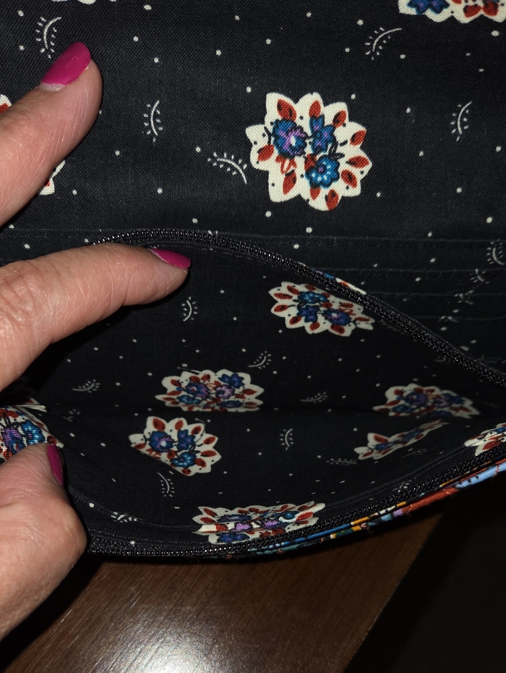 Vera Bradley Wildwood Wallet Crossbody - Picture 11 of 15